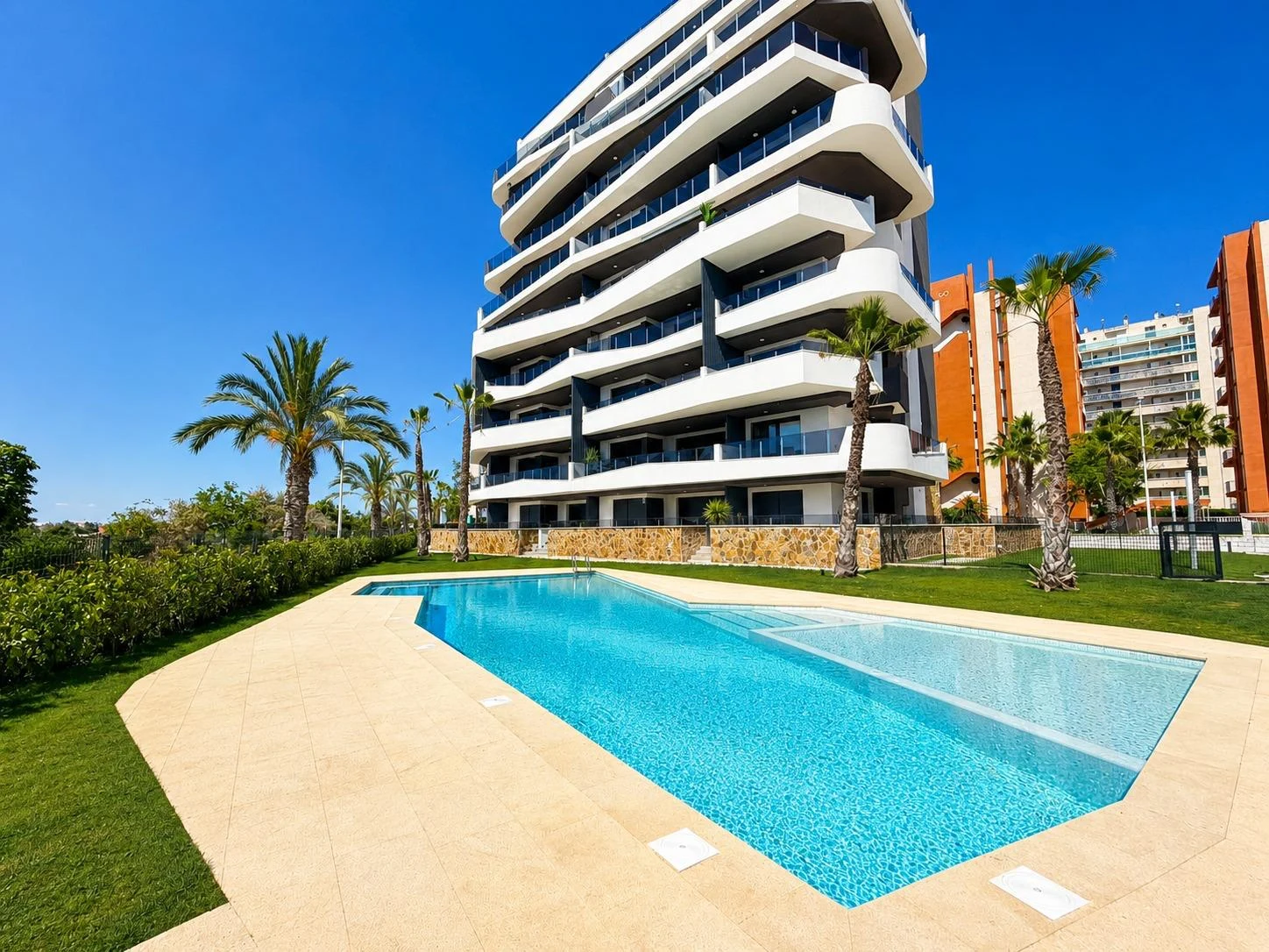 apartment-guardamar-del-segura-alicante-77-m2-01