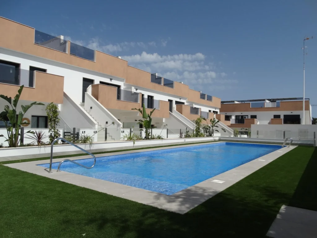 bungalow-pilar-de-la-horadada-alicante-79-m2-01