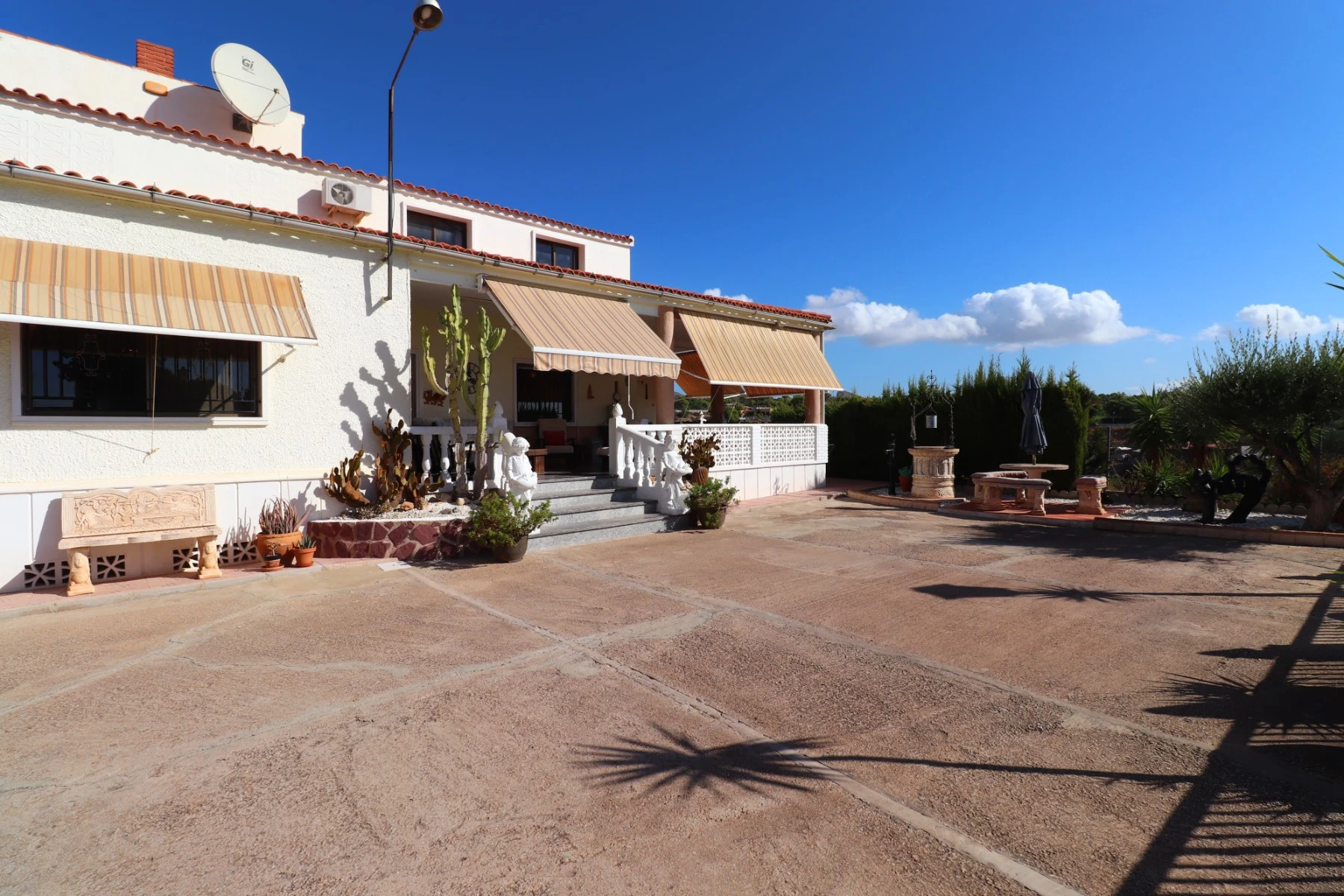 country-house-crevillente-alicante-291-m2-03