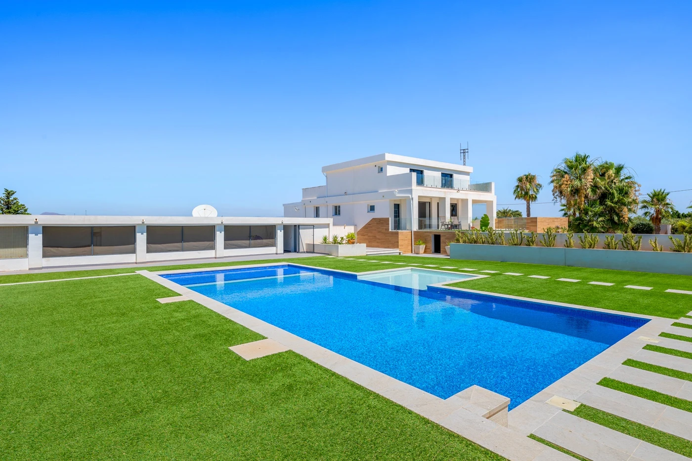 finca-los-montesinos-alicante-790-m2-04