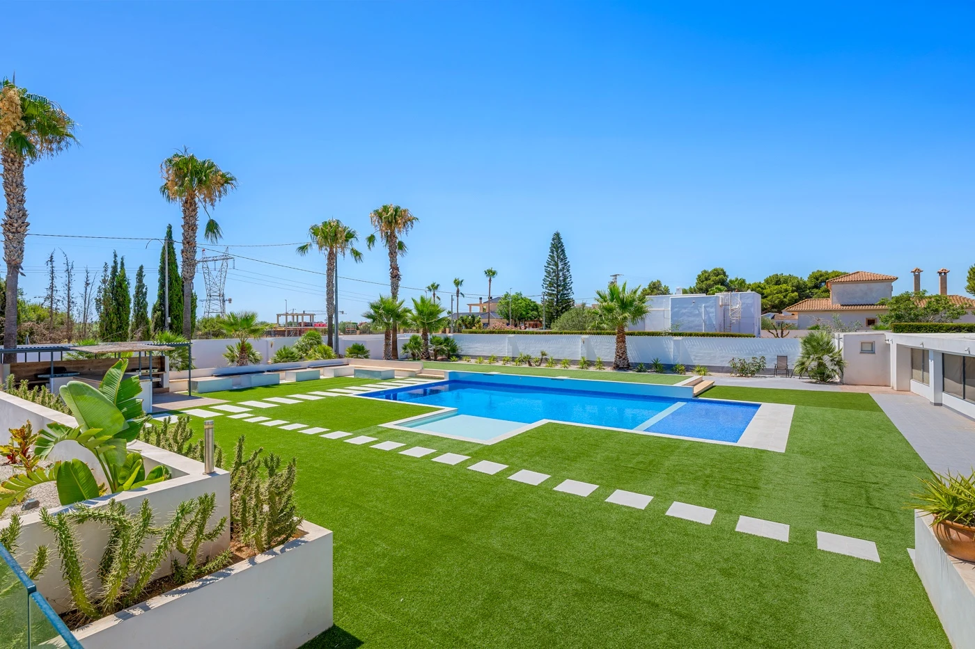 finca-los-montesinos-alicante-790-m2-05