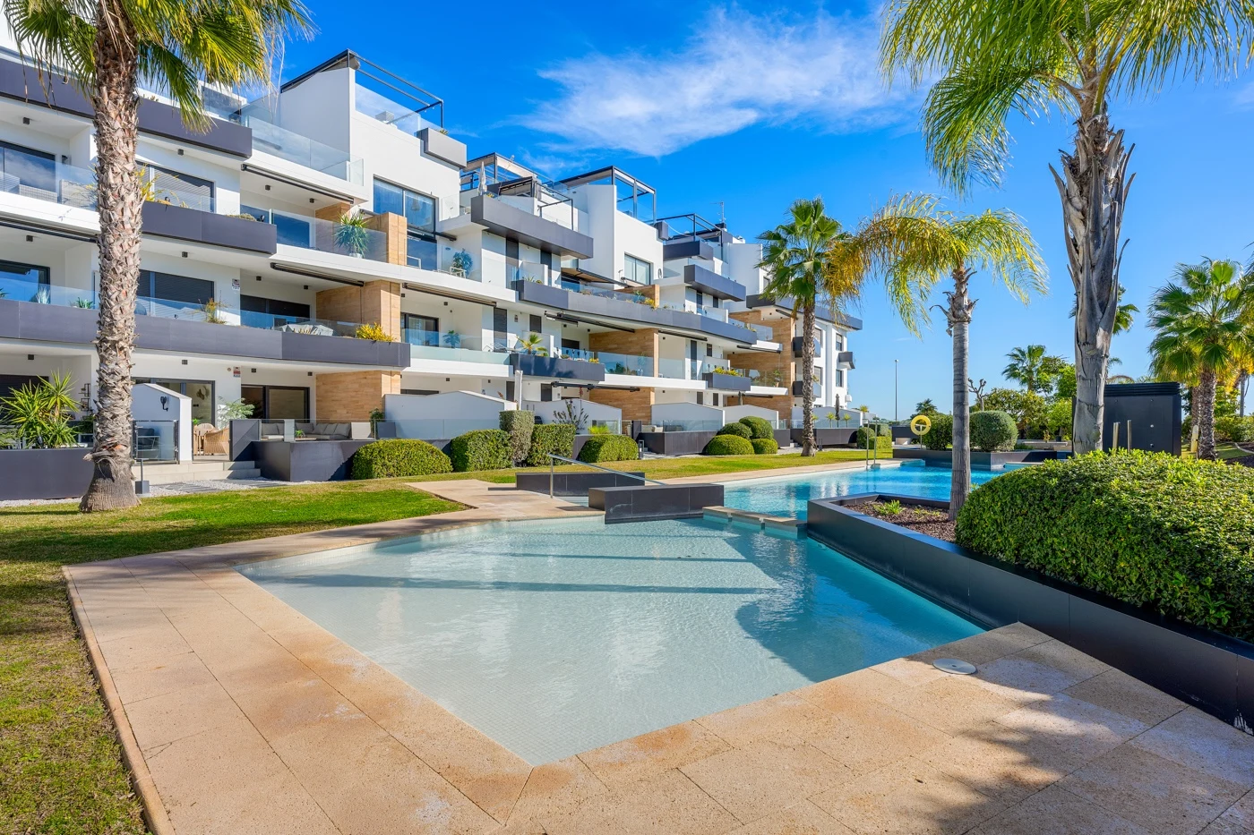 penthouse-villamartin-alicante-88-m2-02