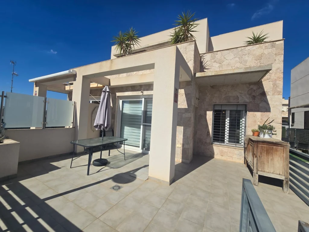 town-house-torrevieja-alicante-89-m2-01