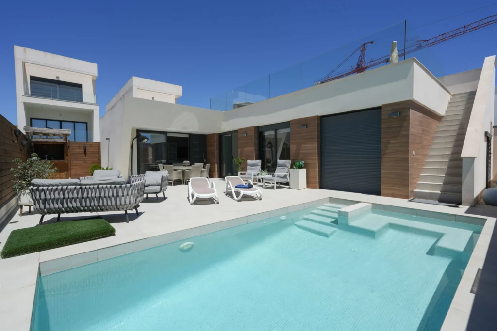 villa-benijofar-240-m2-01