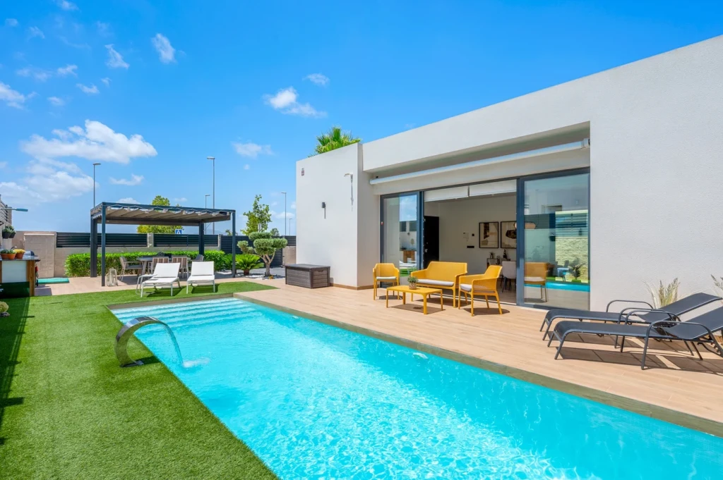 villa-benijofar-alicante-146-m2-01