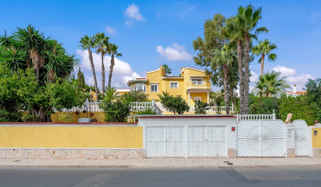villa-ciudad-quesada-rojales-alicante-132-m2-01