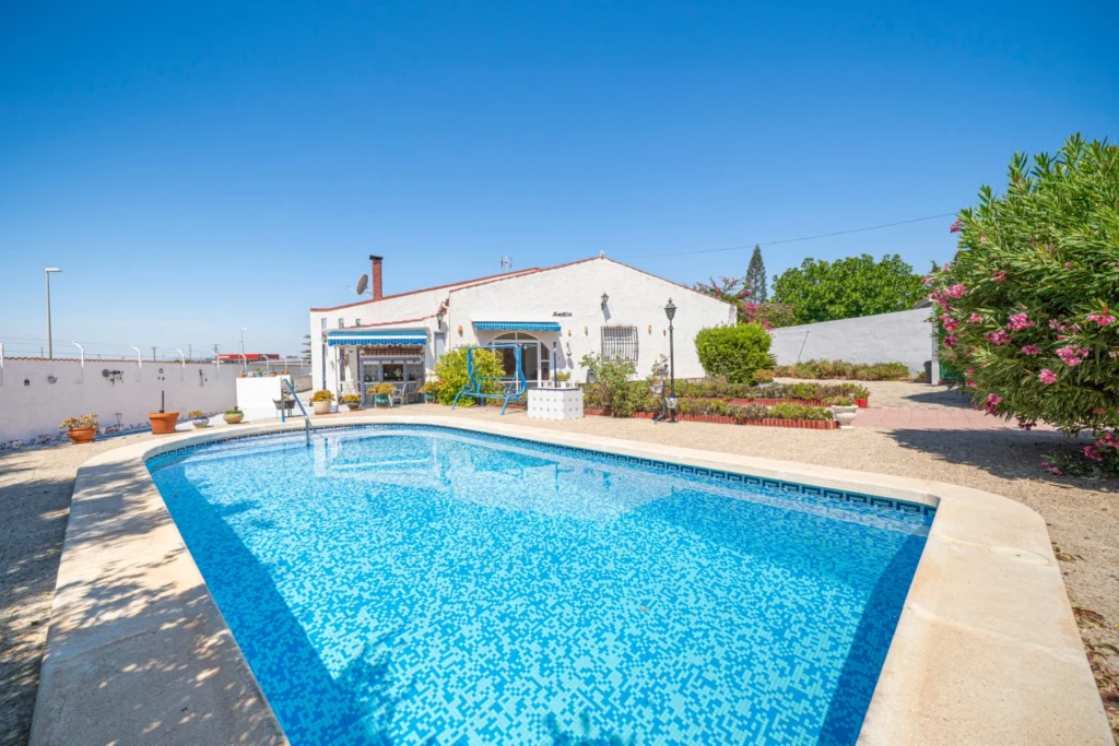 villa-ciudad-quesada-rojales-alicante-198-m2-01