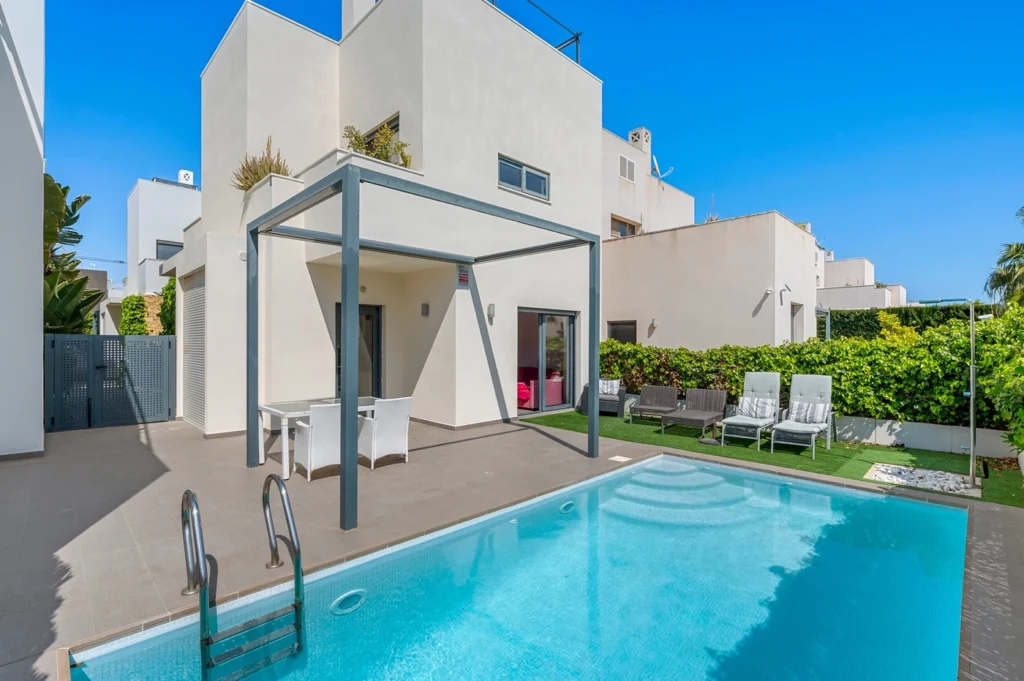 villa-ciudad-quesada-rojales-alicante-92-m2-01