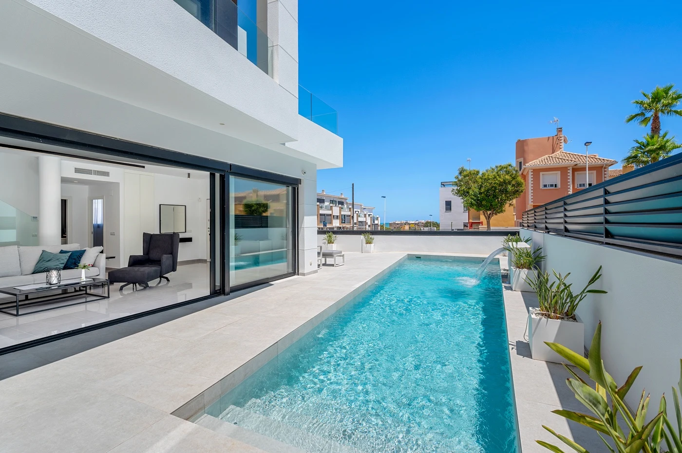 villa-guardamar-del-segura-alicante-194-m2-03